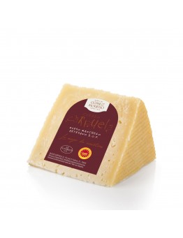 Porción de queso manchego curado Carpuela